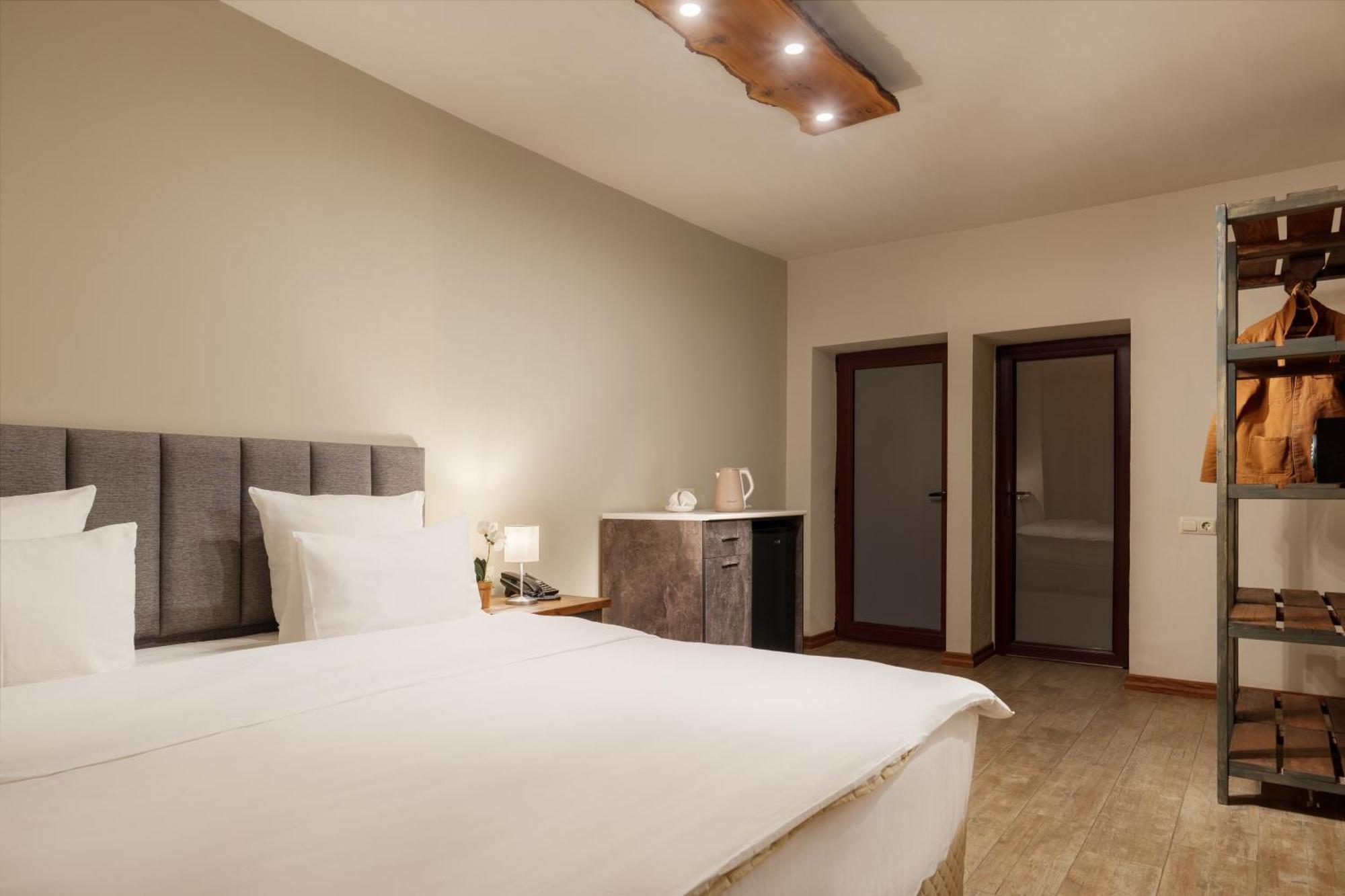 Apricot Aghveran Resort Bagian luar foto
