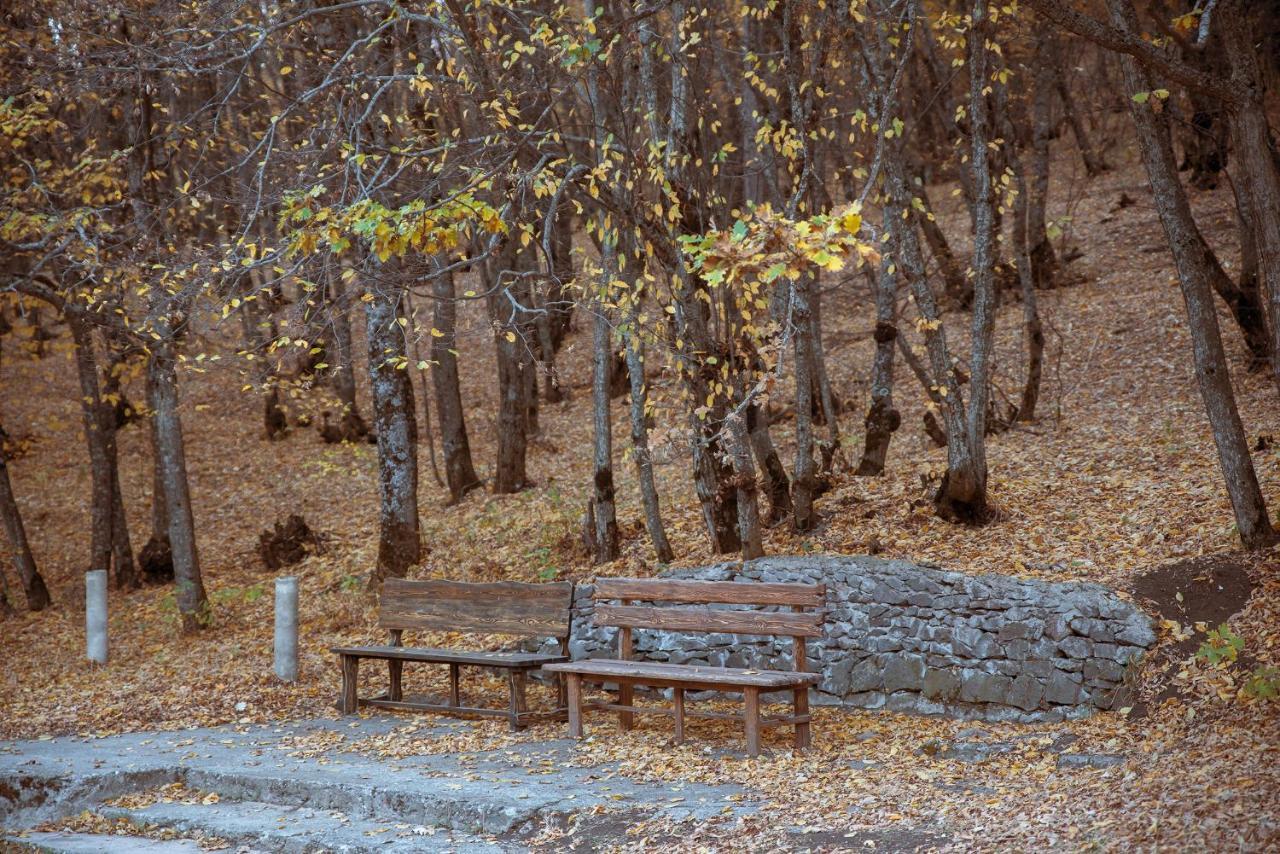 Apricot Aghveran Resort Bagian luar foto